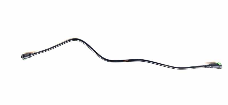 Kraftstoffrohr (vorwärts gebogen)